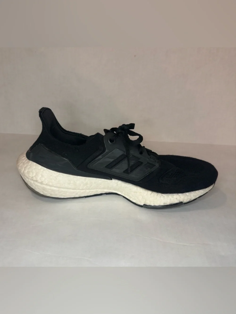 Adidas Women's Ultraboost 22 Running Shoes Black/Black/White Size 9.5